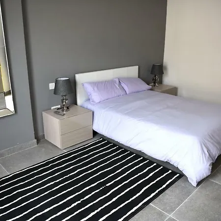 Apartamento Red Malta - Tigne Point Sea View Sliema