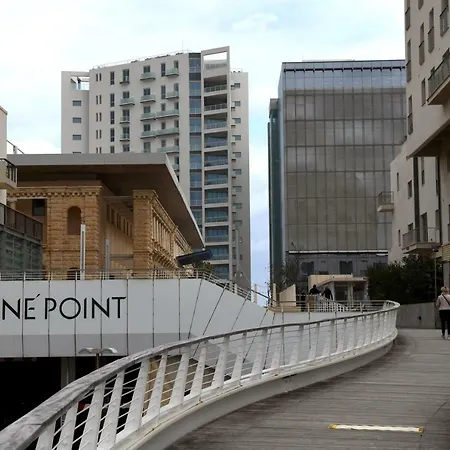 Red Malta - Tigne Point Sea View