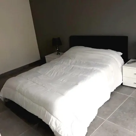 Apartamento Red Malta - Tigne Point Sea View *