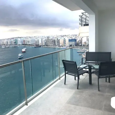 Apartment Red Malta - Tigne Point Sea View