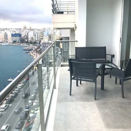 Red Malta - Tigne Point Sea View *